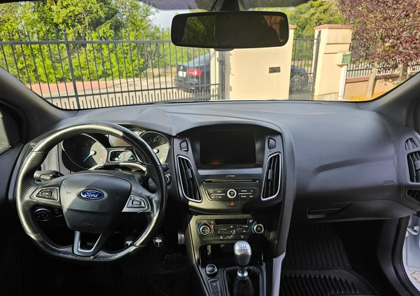 Ford Focus cena 39900 przebieg: 96000, rok produkcji 2016 z Łomża małe 191